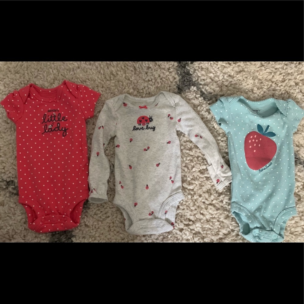 Set of 3 onesies